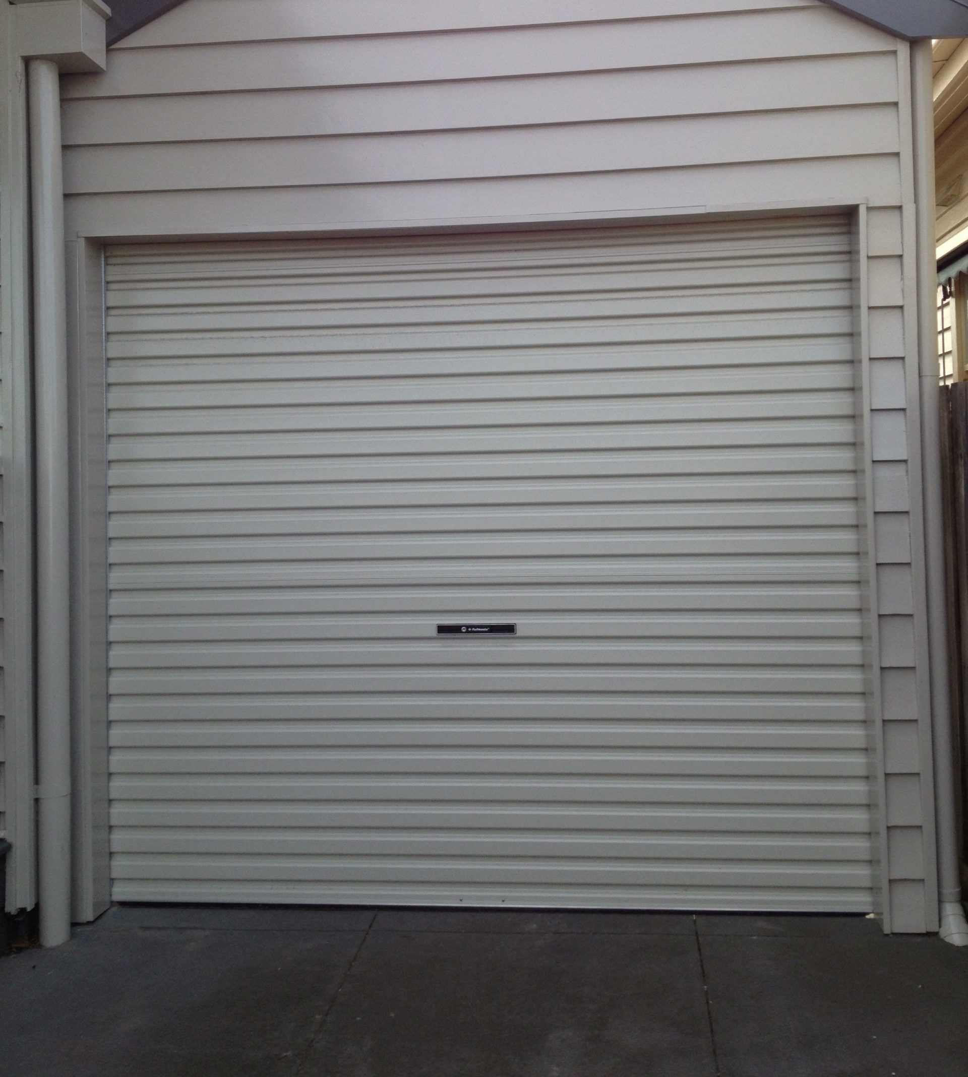NEW B&D Roller Door Series 1 Rollmasta Surfmist CLEARANCE